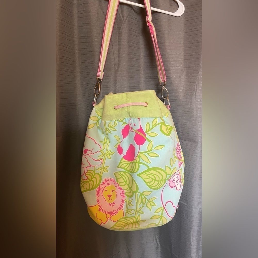 Lilly Pulitzer San Diego Zoo barrel tote bag   Perfect for beach, diaper bag etc - Picture 3 of 11